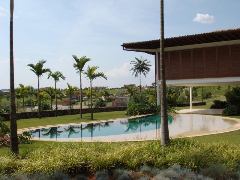 Piscinas projetadas por paisagistas “Pool Designers”